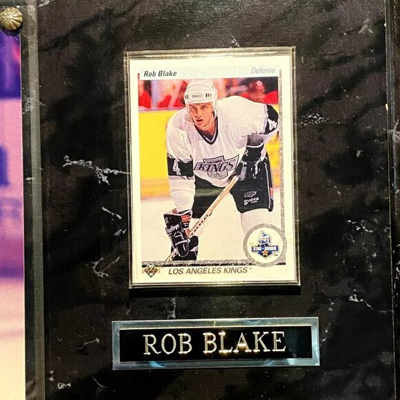 Vintage NHL Rob Blake LA Kings Framed Signed Photo and Rookie Cards - Picture 3 of 5